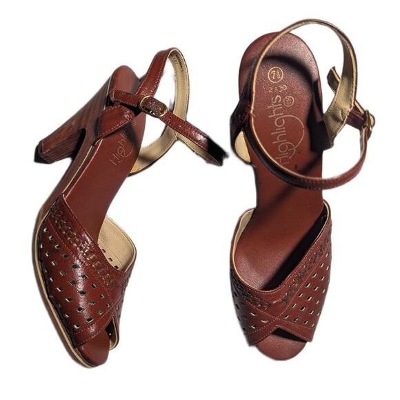 Vtg 1980s Highlights Brown Faux Leather Wooden Heel Peep Toe Cutout Sandals 7.5 - Picture 1 of 6